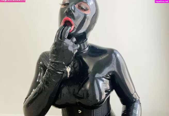 Luciaandleighlatex OnlyFans Thumbnail #rL6LJCJMJQ