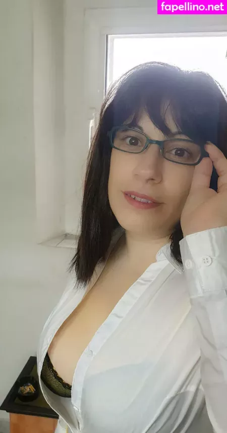 Luciabiancops OnlyFans Thumbnail #SB7EzVPqHn