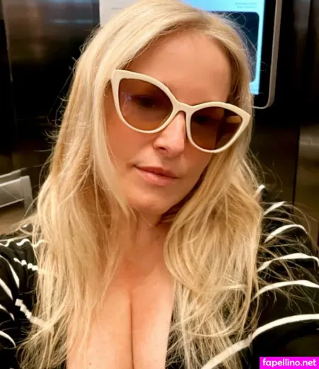 Luciana Vendramini OnlyFans Thumbnail #25mrGBGqe7