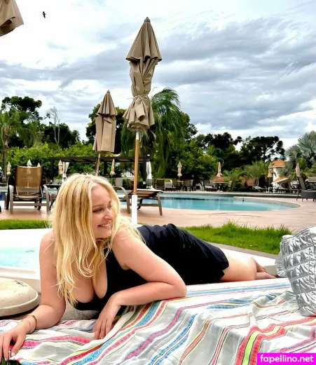 Luciana Vendramini OnlyFans Thumbnail #Lr4PsmjmCa