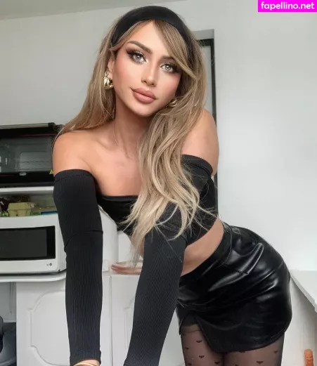 Lucianaa Ferrer OnlyFans Thumbnail #dDwc9JB7gA