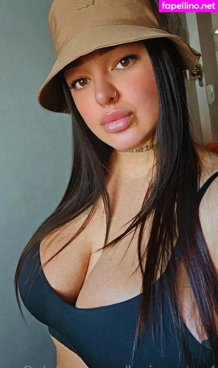 Luciannaaaa OnlyFans Thumbnail #1WJZRqMo3y