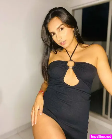 Luciaroze OnlyFans Thumbnail #MC0AwdJXII