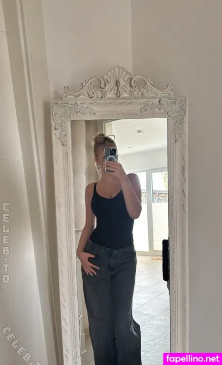 Lucie Bhm OnlyFans Thumbnail #Obp6w40uLb