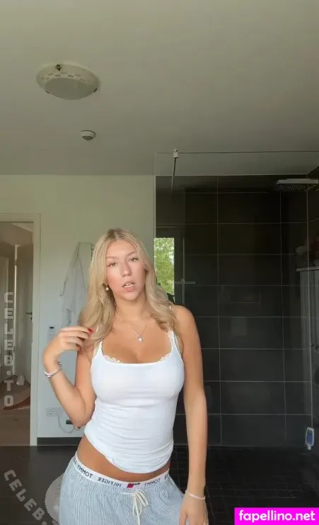 Lucie Bhm OnlyFans Thumbnail #zxLYWRI6bc