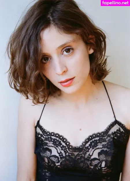 Lucie Bourdeu OnlyFans Thumbnail #1gUCgyrAcW