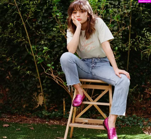 Lucie Bourdeu OnlyFans Thumbnail #D3AOmfYsgs