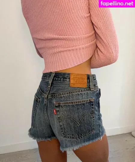 Lucie Gaumont OnlyFans Thumbnail #OCY5pVVqhK