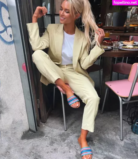 Lucie Rose Donlan OnlyFans Thumbnail #BekZSdQNQN