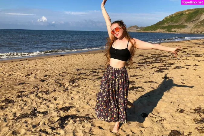 Lucie Rose Middleton OnlyFans Thumbnail #Eg5waAQSd1