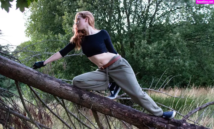 Lucie Rose Middleton OnlyFans Thumbnail #cdsWel85UW