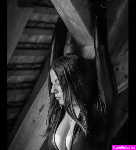 Lucie White OnlyFans Thumbnail #HCnFjultcR