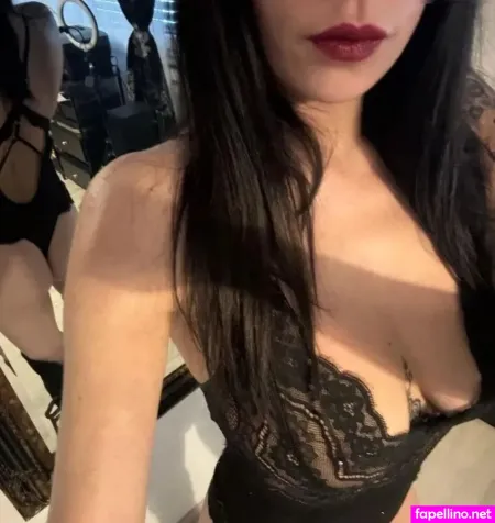 Lucie White OnlyFans Thumbnail #YZ0GRQvFpN