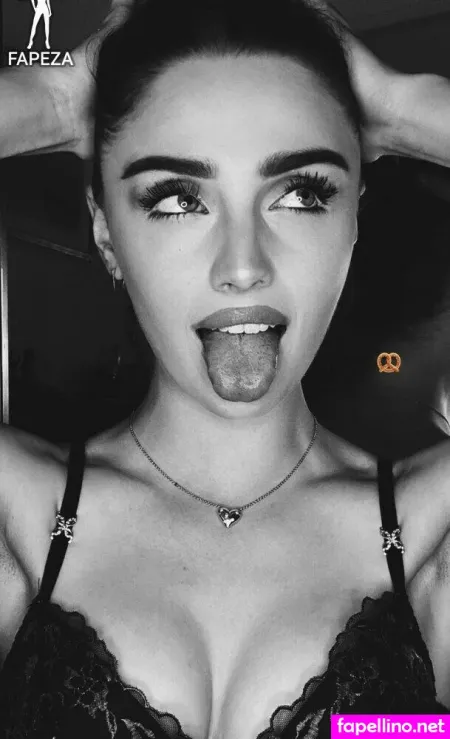 Lucieblanc OnlyFans Thumbnail #aCXaZ5KfCy