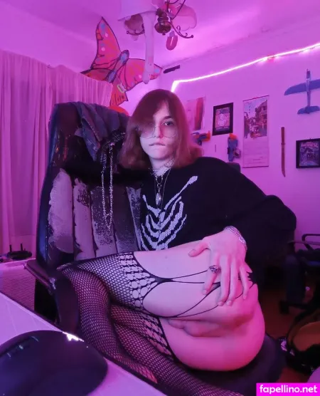 Luciethepervert OnlyFans Thumbnail #HGFWZfXpBI