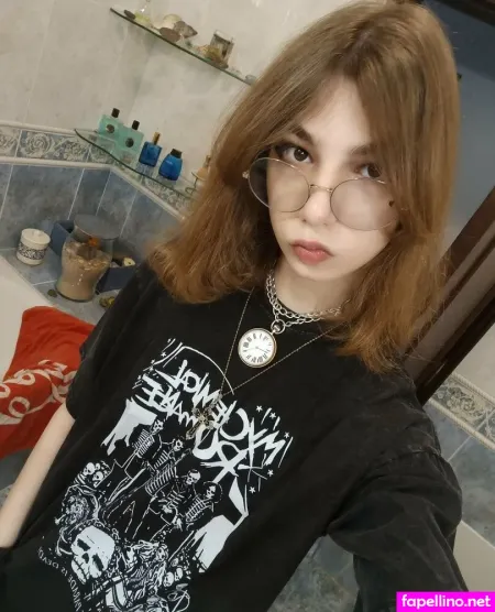 Luciethepervert OnlyFans Thumbnail #z7MRbE6go9