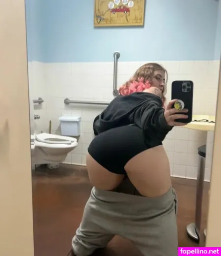 Luciferslucky OnlyFans Thumbnail #9XPYWK9bLO