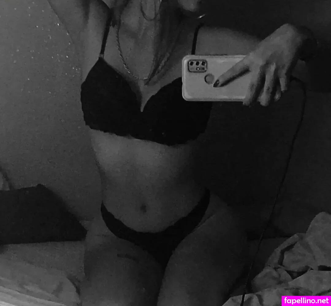 lubelennn9, lubelennn993, lucii.p._, lucii_lucii66 Nude Leaked OnlyFans Photo #d4hHOXEsyH