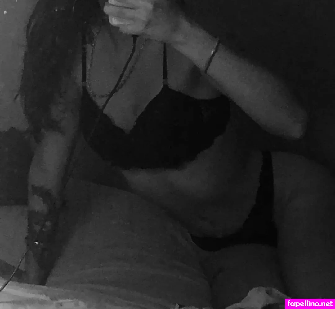 lubelennn9, lubelennn993, lucii.p._, lucii_lucii66 Nude Leaked OnlyFans Photo #l4KNIkYEn9