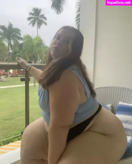 Luciiamaiss OnlyFans Thumbnail #5PkMed0to2