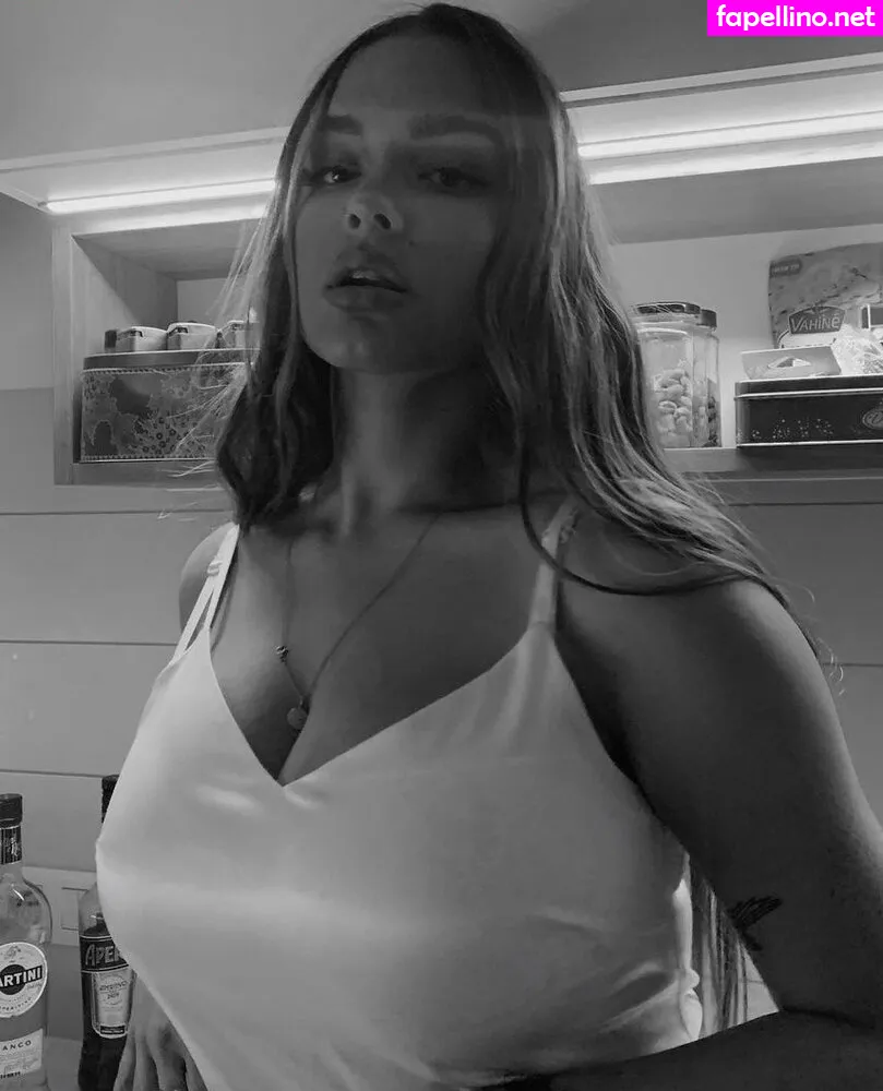 lucilehr, lucilledeville Nude Leaked OnlyFans Photo #uKxBcvAutj