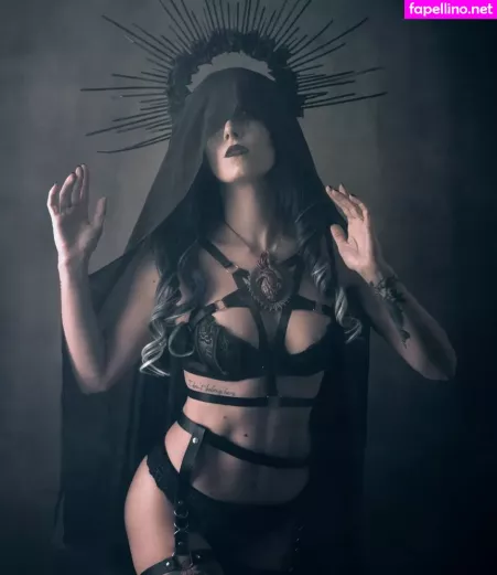 Lucilla Dry Martini OnlyFans Thumbnail #E8XCbF0sb7