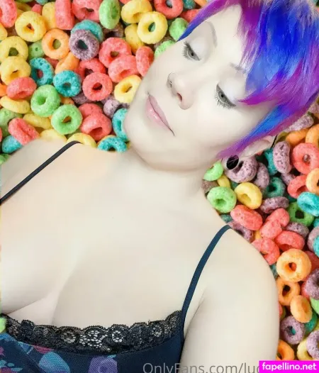 Lucillewilde OnlyFans Thumbnail #O0V3CgE6Ps