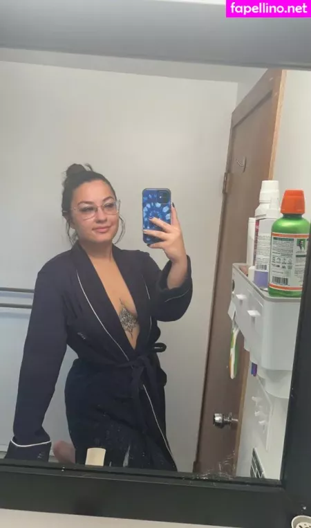 Lucindeira OnlyFans Thumbnail #0t1mqMAWlp