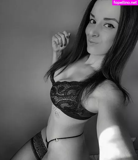 Lucinka Vokrouhlikova OnlyFans Thumbnail #cpAzLJJTQ3