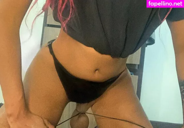 Luckiesuniverse OnlyFans Thumbnail #YHGvLOnGD8