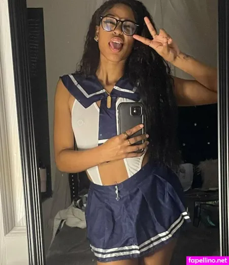 Luckigyalxo OnlyFans Thumbnail #7dY34XQbuP