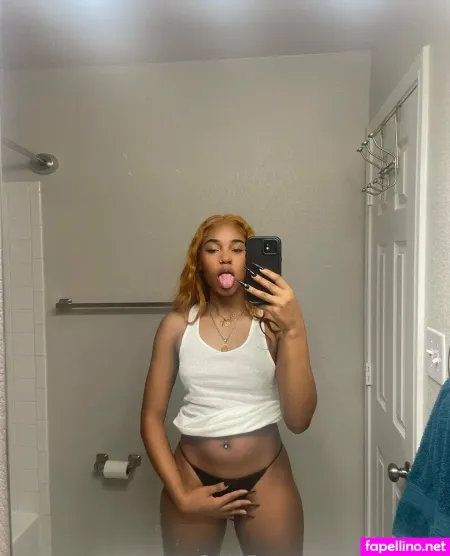 Luckigyalxo OnlyFans Thumbnail #gwLmCG5UXJ