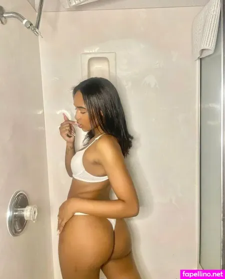 Luckigyalxo OnlyFans Thumbnail #h8gv1oeRVD