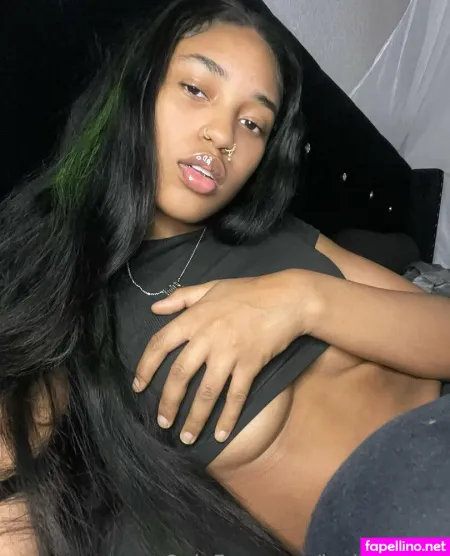 Luckigyalxo OnlyFans Thumbnail #zAwVLai2Kf