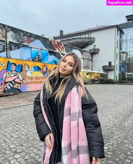 Lucky Ashley OnlyFans Thumbnail #0oNwbauT81