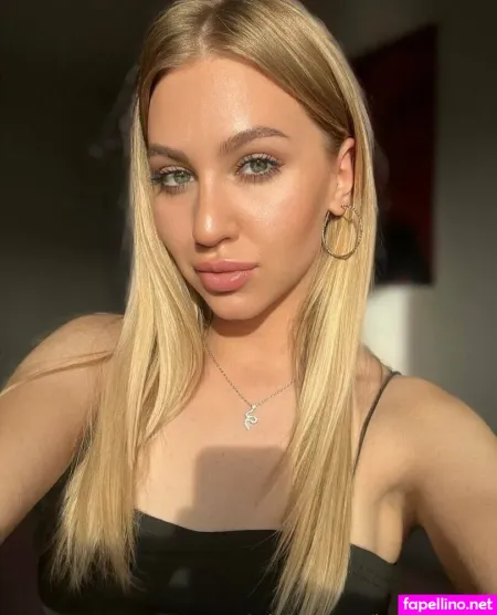 Lucky Evelyn OnlyFans Thumbnail #2tniKj0MK4