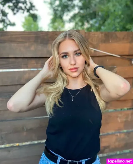 Lucky Evelyn OnlyFans Thumbnail #QgXcLHpviK