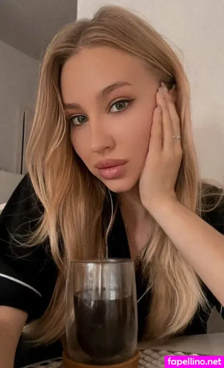 Lucky Evelyn OnlyFans Thumbnail #bHbYXEWWZY