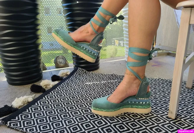 Luckyfeet89 OnlyFans Thumbnail #lz4E36Yruo