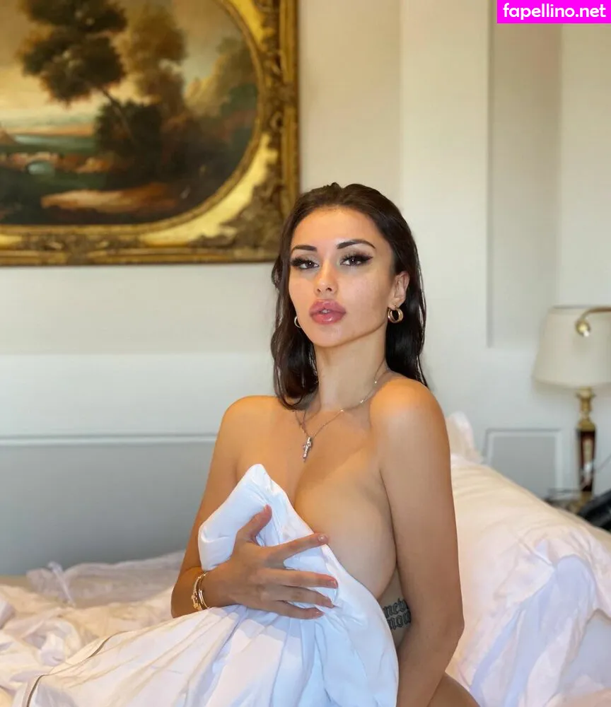 lucrezia_delellis Nude Leaked OnlyFans Photo #4ak6hdIEJM