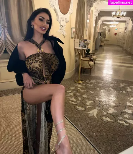 Lucrezia De Lellis OnlyFans Thumbnail #Qc2dzng8MB