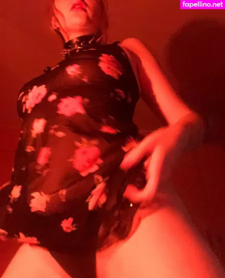 Lucreziaossa OnlyFans Thumbnail #KgvWR7A1PR