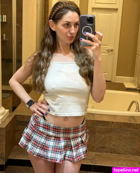 Lucy Aura OnlyFans Thumbnail #fl8opsjPkF