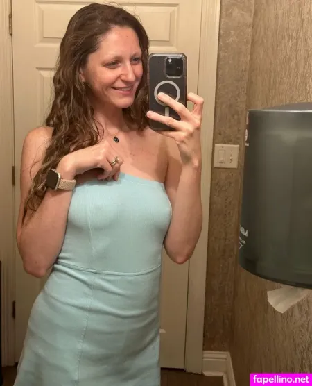 Lucy Aura OnlyFans Thumbnail #scAATAAzIf