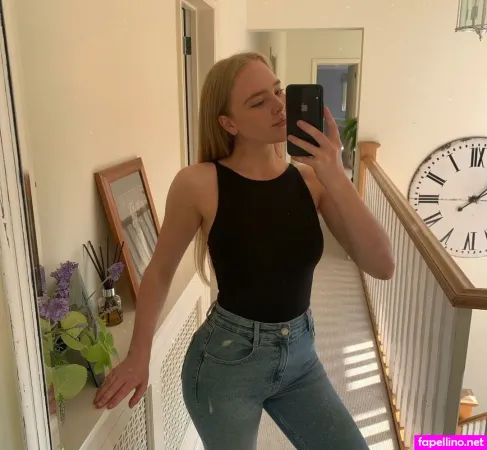 Lucy Baumgartner OnlyFans Thumbnail #3kHSrkyEHp