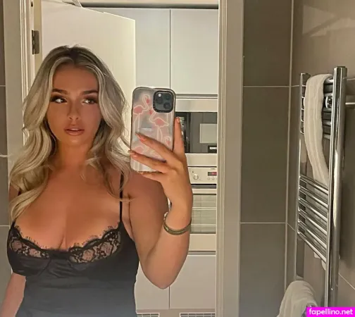 Lucy Bishop OnlyFans Thumbnail #L47mUPDruN