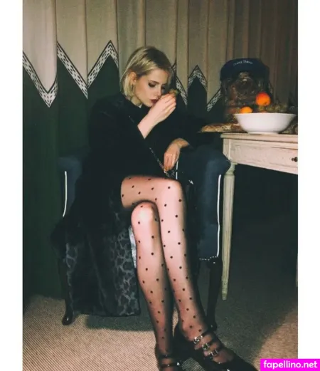 Lucy Boynton 1 OnlyFans Thumbnail #pYOZ8u3W99