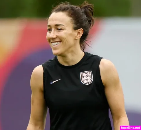 Lucy Bronze OnlyFans Thumbnail #HK53NaxgHA