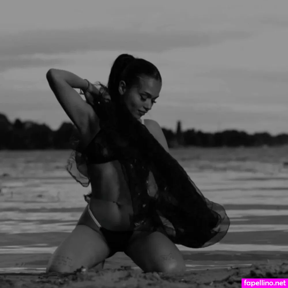 Lucy Cortez Nude Leaked OnlyFans Photo #EG1rjvFMx4