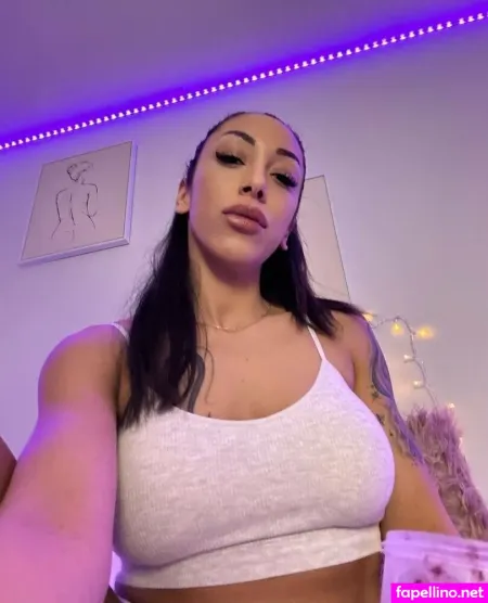 Lucy Evers OnlyFans Thumbnail #QaVtB1zGVx